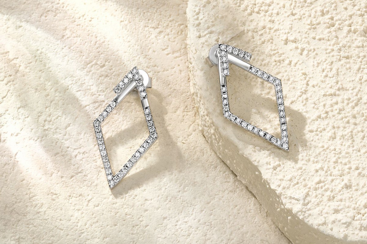 How to Stack Rings Without It Looking Cluttered