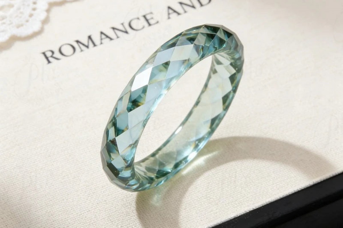 Wedding Band Metals Compared: Gold, Platinum, Palladium & More