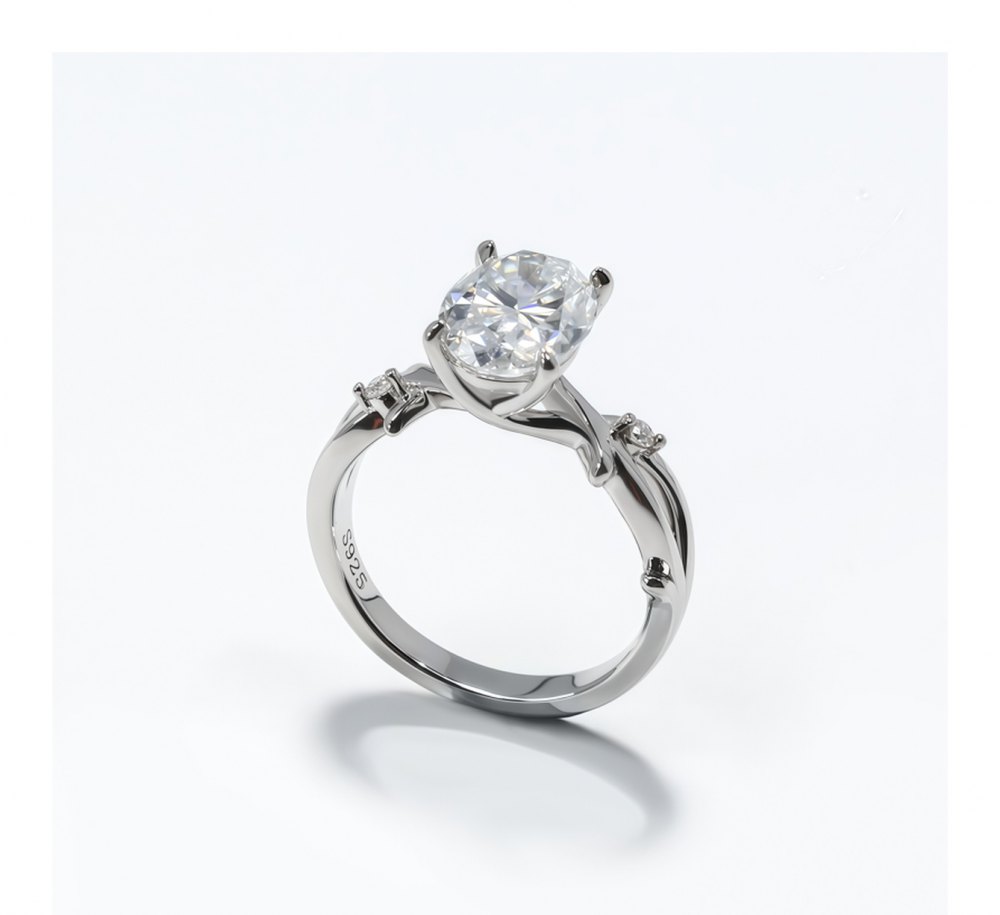 Customizable Moissanite Ring MG074