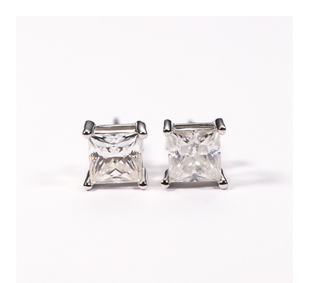 D-Color Moissanite Earrings MC039 — view 3